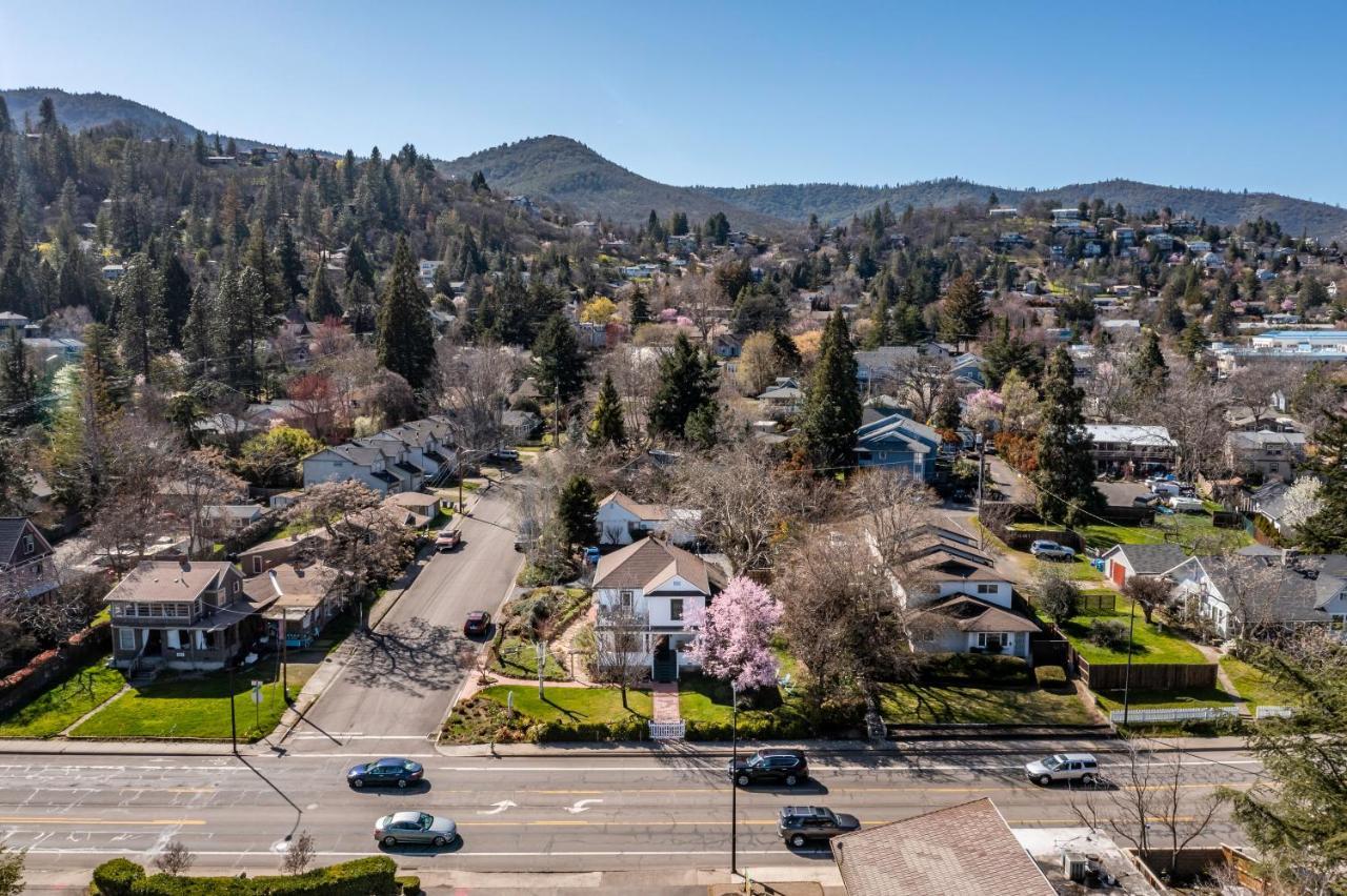 Abigail'S Bed And Breakfast Inn Ashland Dış mekan fotoğraf